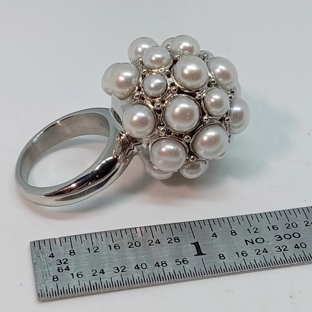 * Honora cultured freshwater pearls stainless steel high dome ring size 6